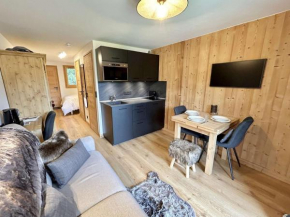 Charmant studio avec balcon exposé sud, casier à skis et parking, proche des pistes à Demi-Quartier - FR-1-597-175